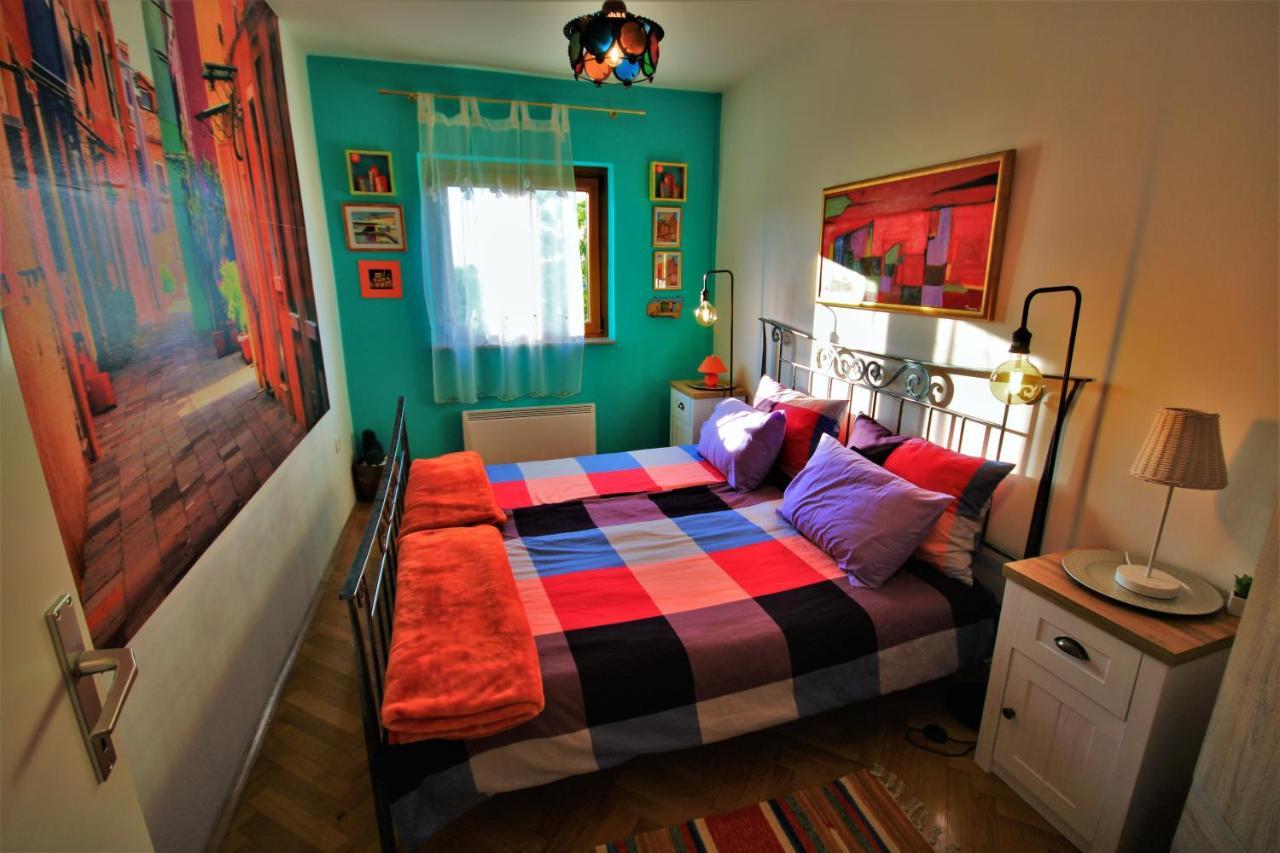 Apartment Nona Ancka Марезиге Екстериор снимка